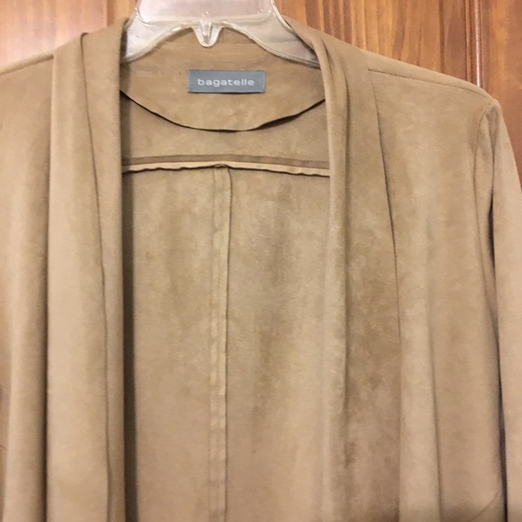 Open front Jacket - Picture 2 of 4